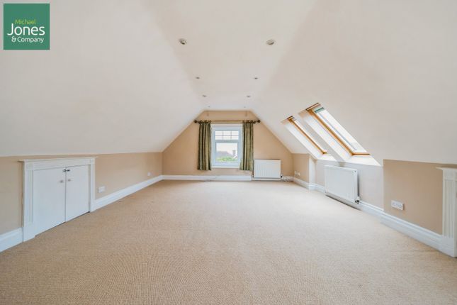 Detached house to rent in Abbey Road, Worthing, West Sussex BN11