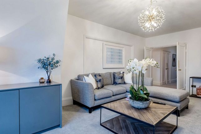 Thumbnail Flat to rent in Park Road, London