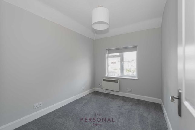 Thumbnail Room to rent in Waterloo, Epsom