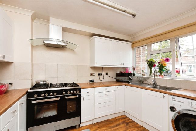 Link-detached house for sale in Sidlaws Road, Farnborough
