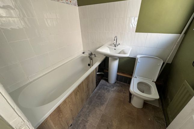 46 Tower Hamlets Road, Dover photo 5