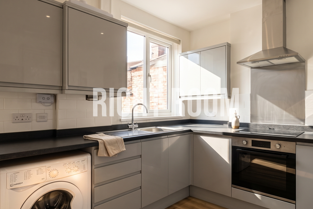 2, Leopold Street, Hampshire photo 3