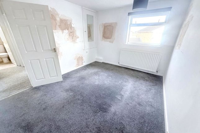 Lindsey Close, Cramlington photo 2