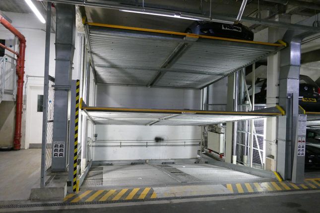 Studio parking on Albion Street, West Yorkshire, £150/mo