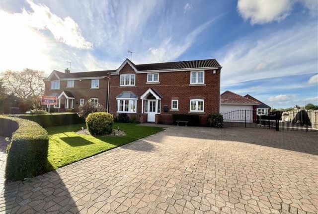 Thumbnail Detached house for sale in Croft View, Clowne, Chesterfield, Derbyshire