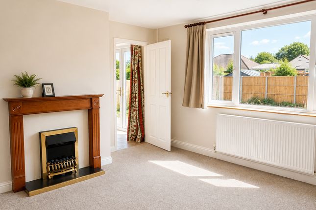 8, Overstone Crescent, Northampton photo 4