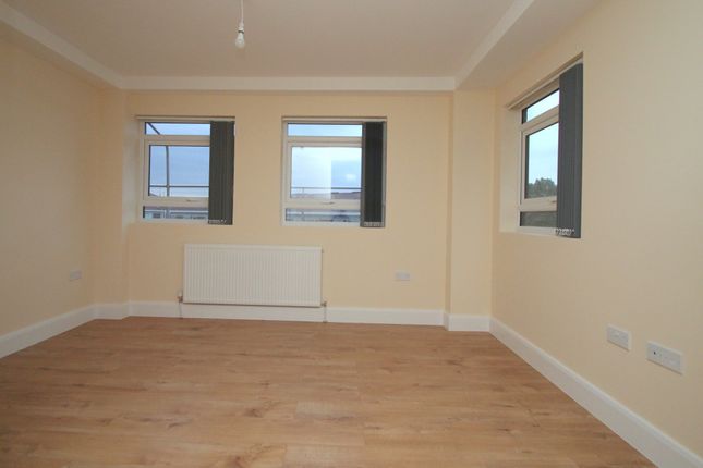 Thumbnail Flat to rent in 1 Tidey Street, Bow, London