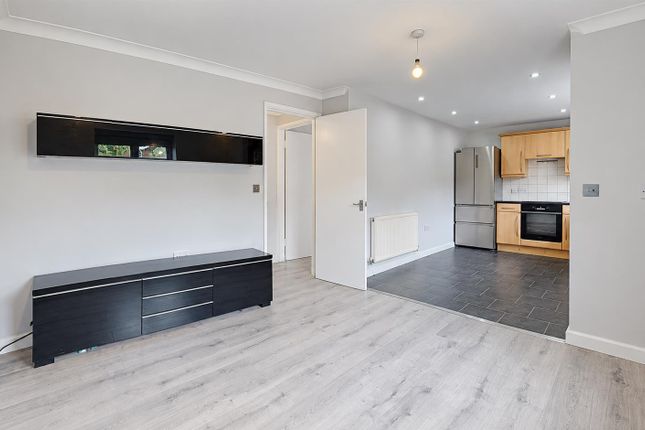 45, Otterburn Crescent, Milton Keynes photo 4