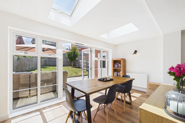 34 Kelly Road, High Wycombe photo 4