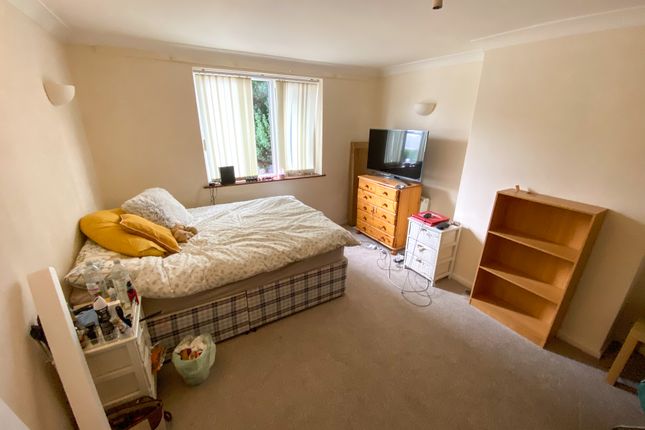 Semi-detached house to rent in Winnall Manor Road, Winchester