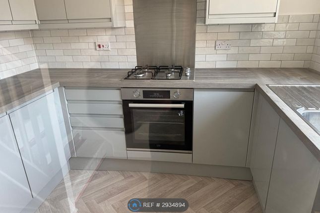 Woodford End, Chadsmoor, Cannock photo 3