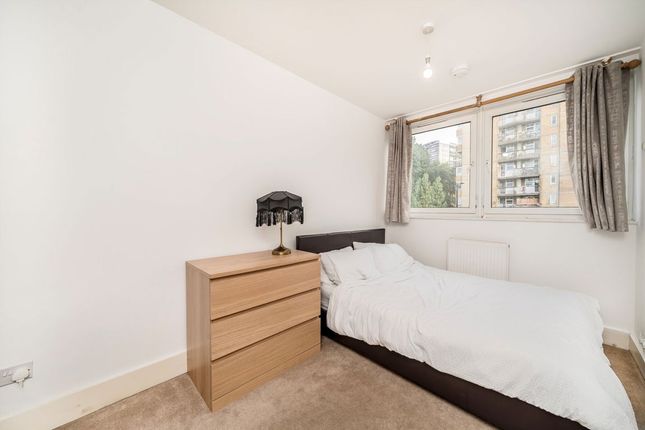 79, St. Helena Road, London photo 5