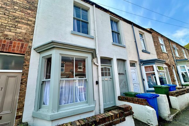 Thumbnail Terraced house for sale in Spring Bank, Scarborough