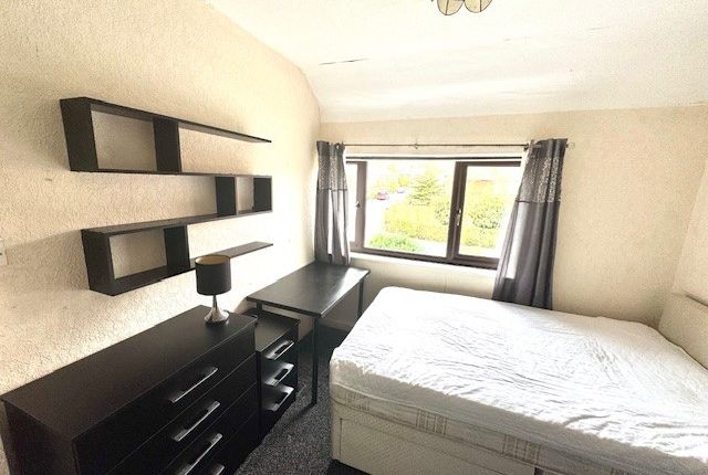 22, Nottingham photo 5