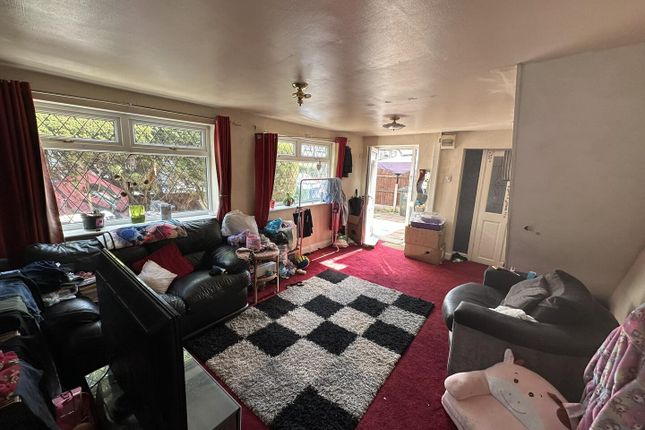 28, Dale Road, Manchester photo 2