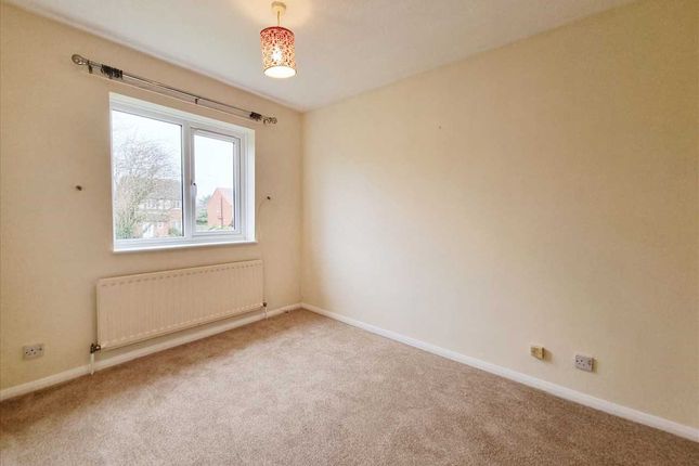 18, Southfields, Sleaford photo 4