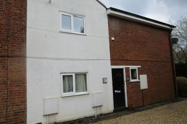 Flat for sale in 67A Wing Road, Leighton Buzzard, Bedfordshire