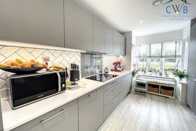 19 Twelve Acres Road, Snodland photo 3