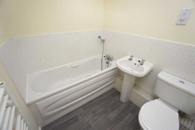 Town house for sale in Martindale Crescent, Wigan