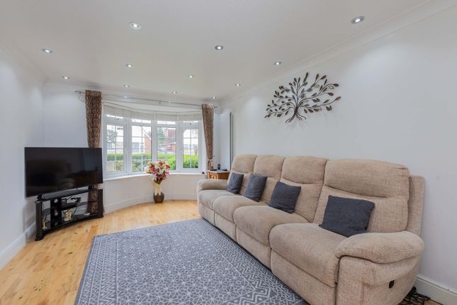 Semi-detached house for sale in Whitchurch Close, Maidenhead