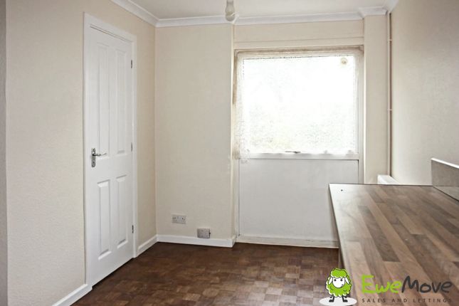 23, Roebuck Gate, Stevenage photo 2