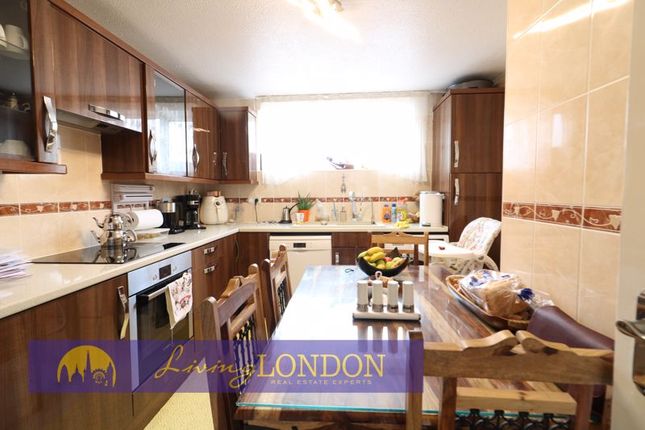 10, Folkestone Road, London photo 3