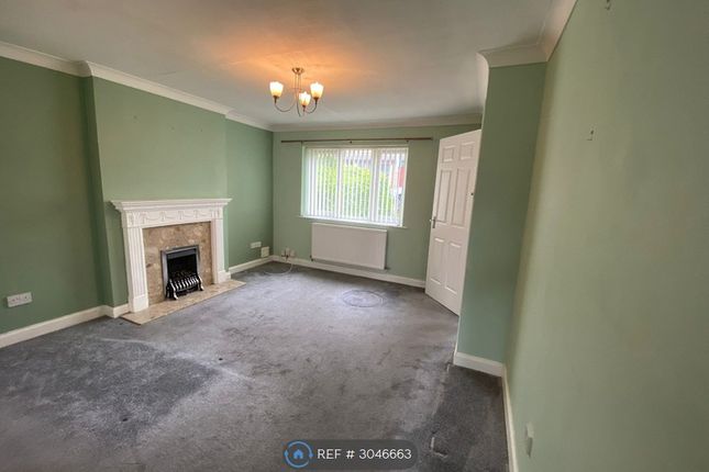 Parkstone, Bradley, Huddersfield photo 3
