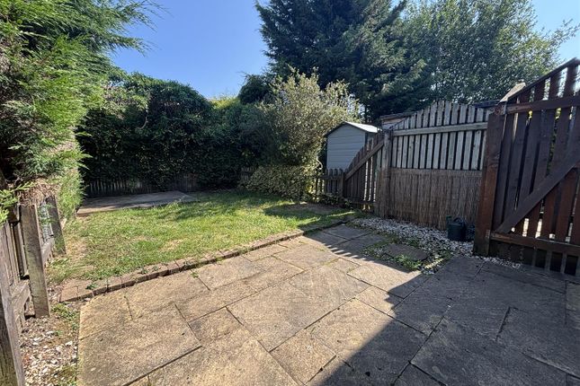 7, Gladewood Close, Wilmslow photo 4