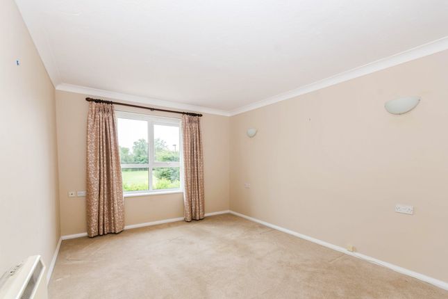 Flat for sale in Androse Gardens, Bickerley Road, Ringwood, Hampshire