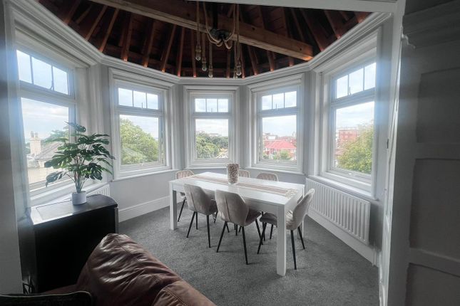 Dining Area.Jpg