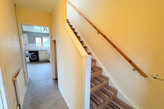17 Waun Fach, Bridgend photo 4