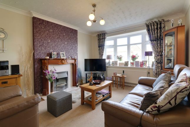 26 Ribston Close, Scunthorpe photo 2