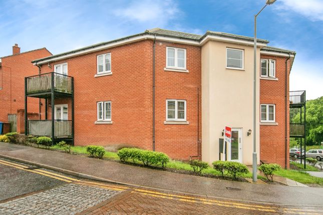 Thumbnail Flat for sale in Meridian Rise, Ipswich