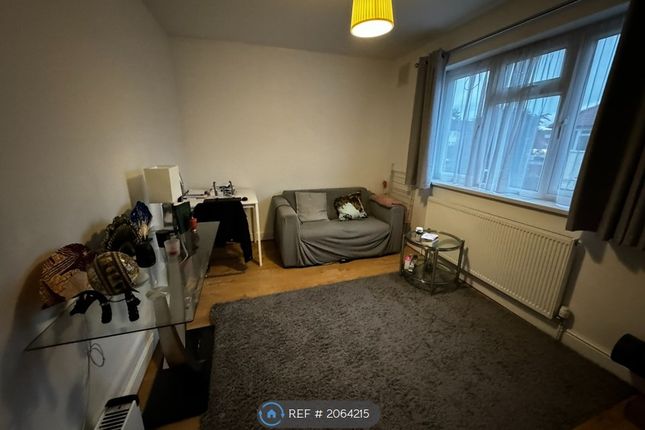 Thumbnail Flat to rent in Jersey Road, Hounslow
