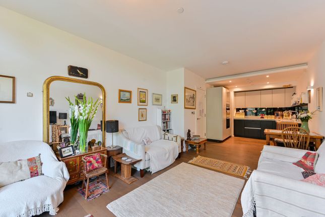 Apartment 47, 3 Nightingale Lane, Wandsworth, London photo 4