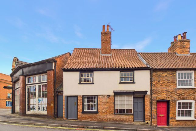 3-bed house on 1 - 3 Mill Gate, Newark, £280,000
