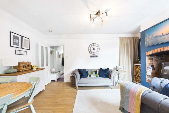 2, Victoria Road, Market Drayton photo 3