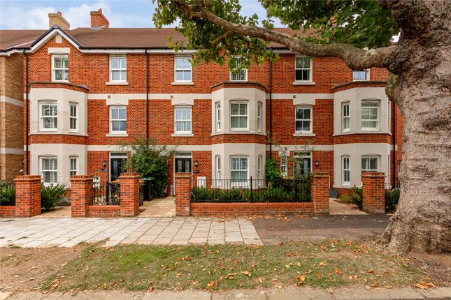 Thumbnail Terraced house for sale in Warwick Avenue, Bedford, Bedfordshire