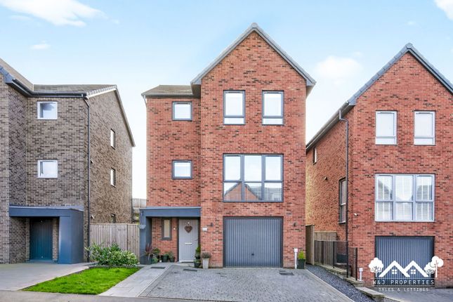 4-bed house on 8 Hazel Green, Green Hills, Feniscowles, £324,950