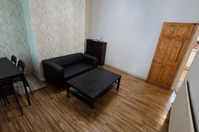 86 Hartington Street, . photo 5