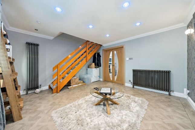 21 Hardgate Drive, Govan, Glasgow photo 3