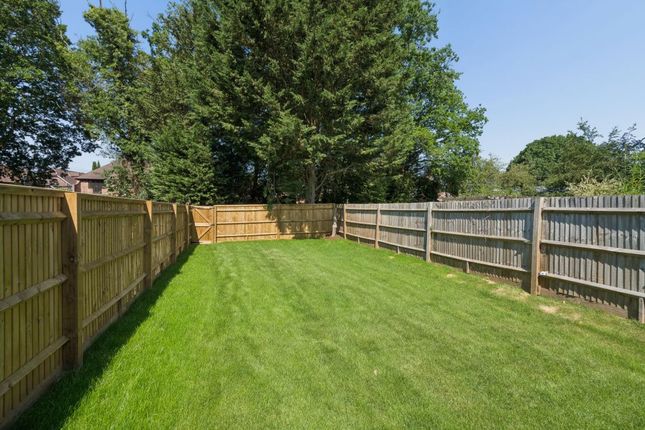 Plot 3, 151, Amersham Road, Beaconsfield photo 2
