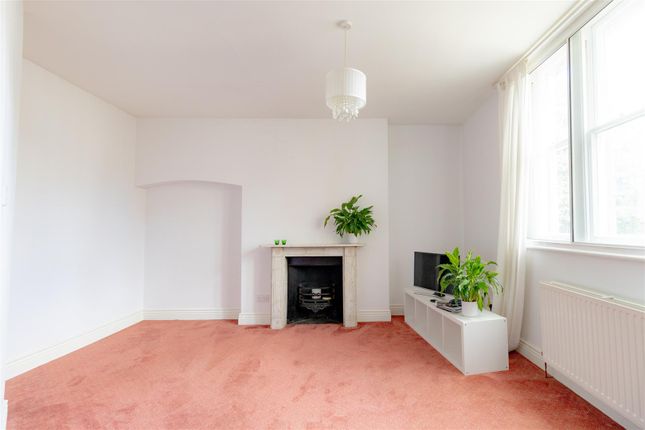 Flat to rent in Malvern Road, Cheltenham