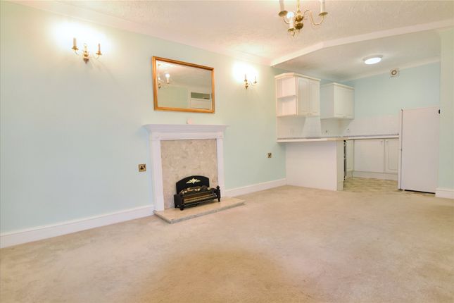 Flat for sale in Beatrice Lodge, Beatrice Road, Oxted