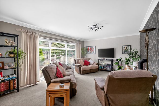 4, Westover Road, Sheffield photo 3