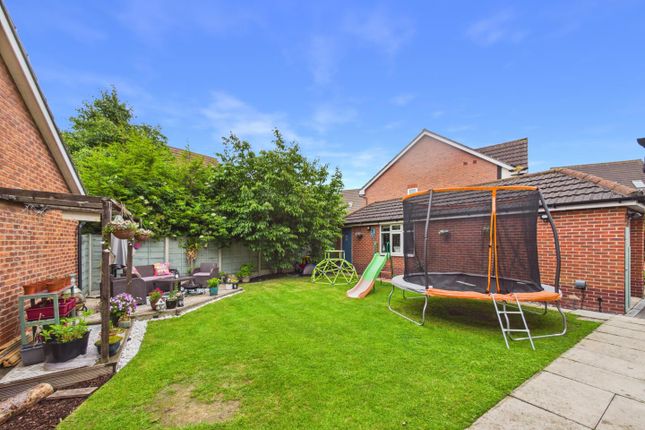 11, Royal Birkdale Way, Normanton photo 4