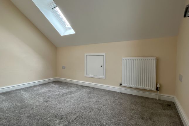 49c, Westgate, Sleaford photo 2