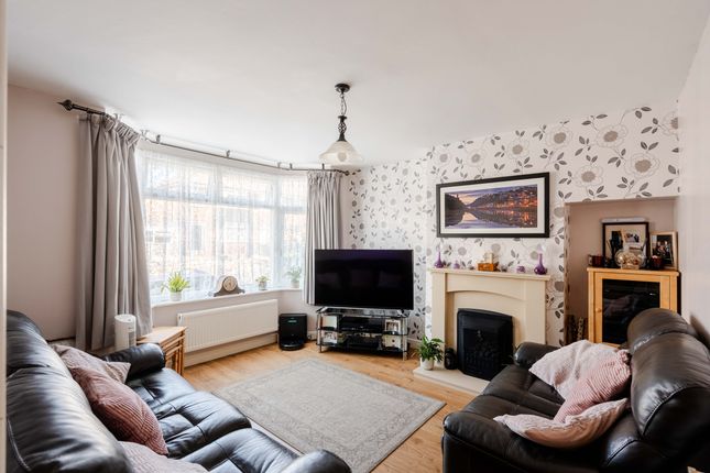 108 Nibley Road, Bristol photo 3