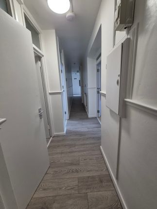 Hunton Street, London photo 5