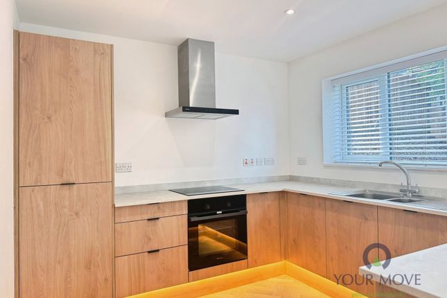 58, Upper Ettingshall Road, West Midlands photo 2